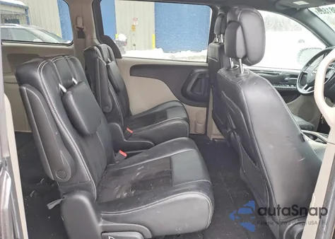 2017 Dodge Grand Caravan Sxt z USA, uszkodzony, nr VIN 2C4RDGCG7HR604014